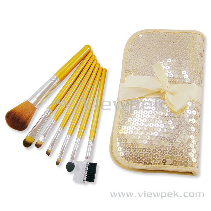  Makeup Brush Kit (Sparkling pouch)-M2002H