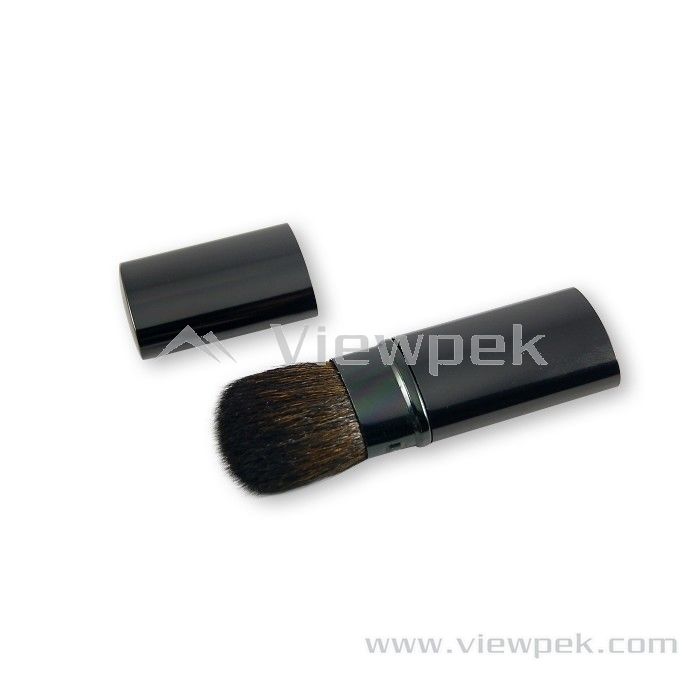  Retractable Powder Brush- C8106B01